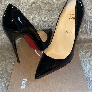 So Kate, 120mm, elegant black shiny leather pumps give a sophisticated look!